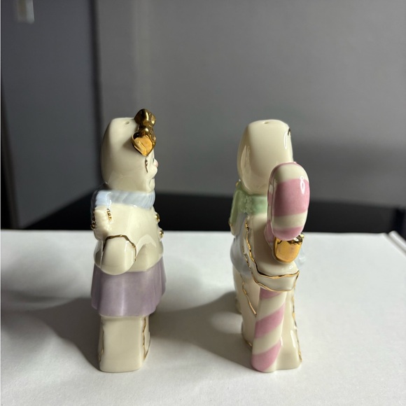 Lenox Gingerbread Boy & Girl Salt & Pepper Shaker Set - Picture 3 of 7